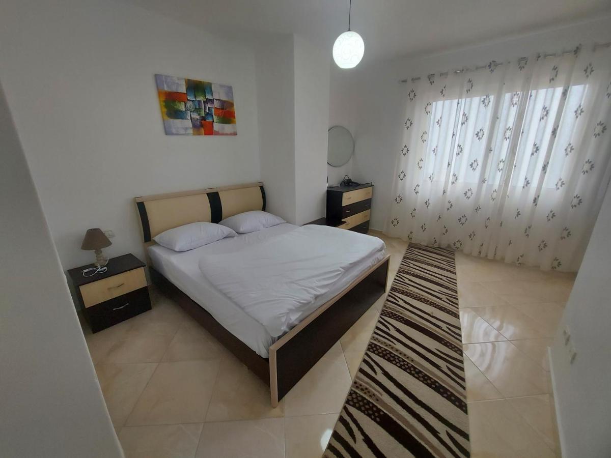 Bral Apartment 7 - Two-Bedroom With Seaview Durrës Buitenkant foto